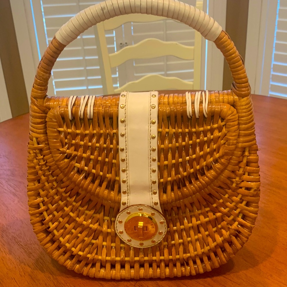 Michael kors straw woven white leather preowned purse